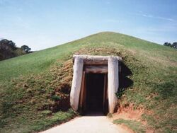 Macon Ocmulgee Earth Lodge.jpg