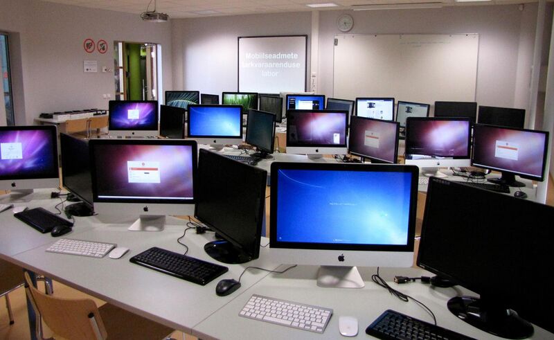 File:Mobile software development laboratory in The Estonian Information Technology College.jpg