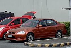Philippine-Market Honda Civic SiR (EK).jpg
