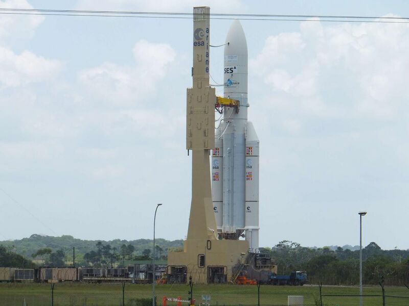 File:Ariane 5ECA on its way to launch pad ELA-3.jpg