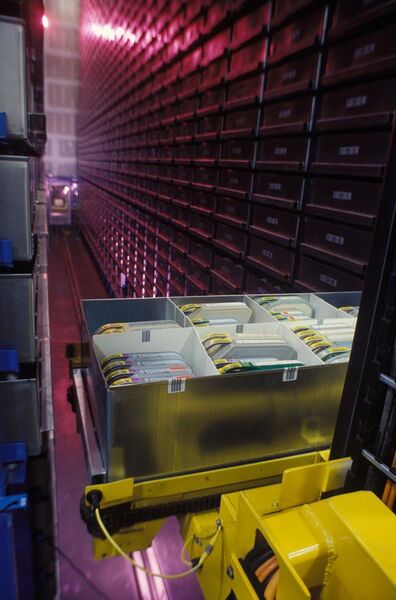 File:Automated Storage and Retrieval System - Defense Visual Information Center · DD-ST-96-00253.JPEG