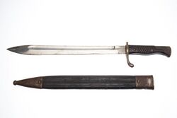 Bayonet and scabbard (AM 696933-1).jpg