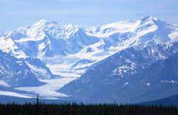 Mountain scenery west of Glenallen, AK.jpg