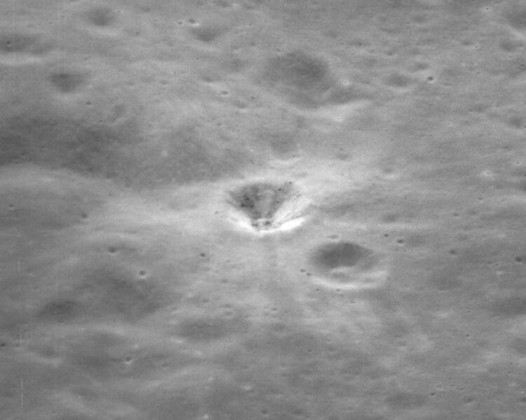 File:North Ray crater AS14-69-9535.jpg