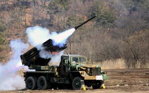 2014.2.24 육군 5포병여단 K-136 130mm 다련장로켓 사격훈련 Republic of Korea Army 5th Artillery Brigade (12782973375).jpg