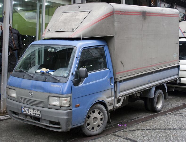 File:Mazda E2200 truck (facelift).jpg