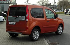 Renault Kangoo be bop 1.6 16V (II) – Heckansicht, 2. April 2011, Düsseldorf.jpg