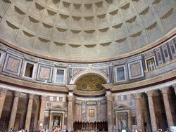 Rome-Pantheon-Interieur1.jpg