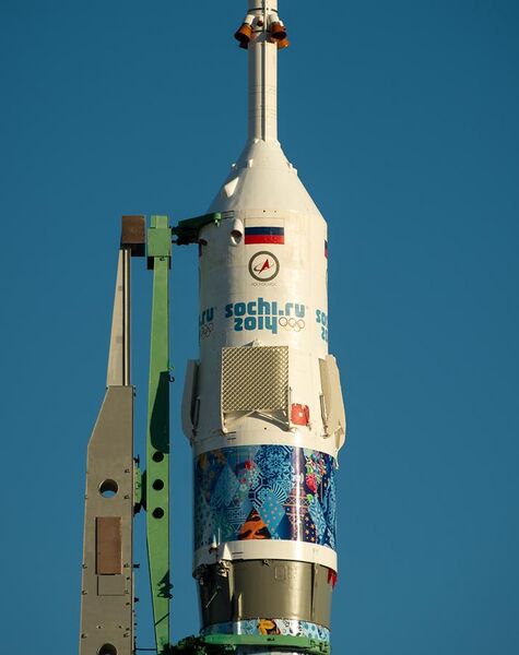 File:Soyuz TMA-11M erected at Baikonur Cosmodrome (201311050027HQ).jpg