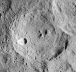 Cyrillus crater 4084 h2.jpg