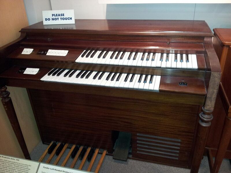 File:Gulbransen Organ, Museum of Making Music.jpg