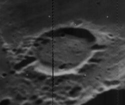Onizuka crater 5030 h1 h2.jpg