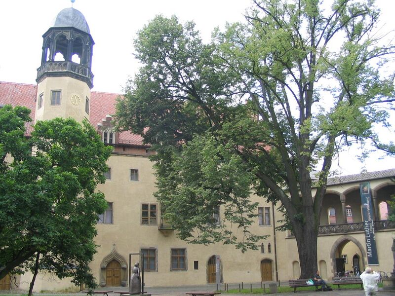 File:Wittenberg Lutherhaus.JPG