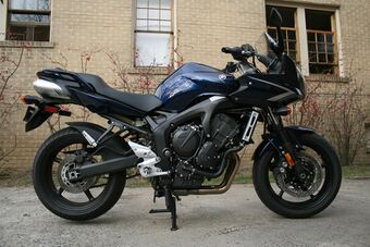 2009-02-10 2008 Yamaha FZ6 on stand.jpg