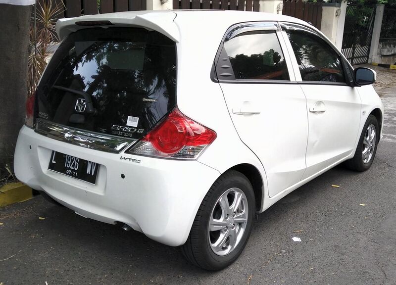 File:2016 Honda Brio Satya E (facelift) (rear), West Surabaya (cropped).jpg