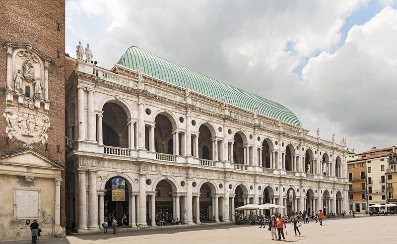 File:Basilica Palladiana (Vicenza) - facade on Piazza dei signori.jpg
