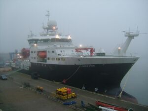 RRS James Cook at the National Oceanography Centre, Southampton.JPG
