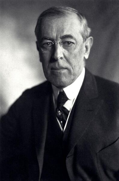 File:Thomas Woodrow Wilson, Harris & Ewing bw photo portrait, 1919.jpg