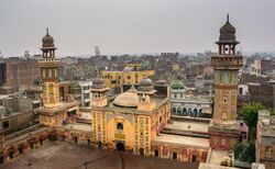 15 Wazir Khan Mosque.jpg