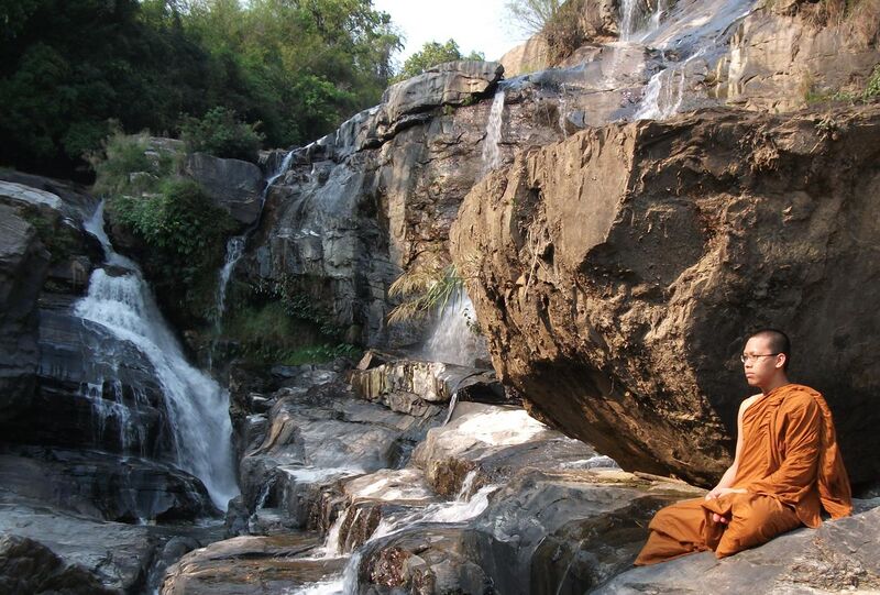 File:Buddhist monk in Mae Klang Waterfall.jpg