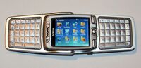 Nokia e70 auki.jpg