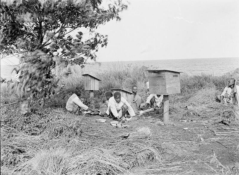 File:Sleeping sickness commission photos Wellcome L0049117.jpg