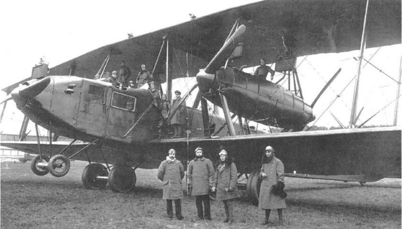 File:Zeppelin-Staaken R.XIV WW1 aircraft 3.jpg