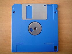 3,5 DD floppy (720 KB) back.jpeg