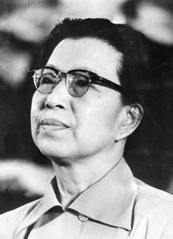 Jiang Qing 1976.jpg