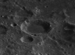 Pogson crater 3121 med.jpg