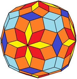 Rhombic hectotriadiohedron.png