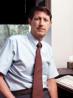Astronomer Robert Williams, 1986.jpg
