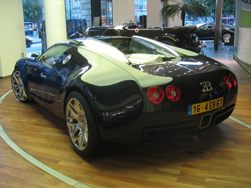 File:Bugatti Veyron 16.4 1 (cropped).JPG