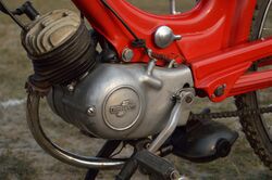 Engine - Lambretta - 40 - 1957 - 48 cc - 1 cyl - WBM 4576 - Kolkata 2014-01-19 5817.JPG