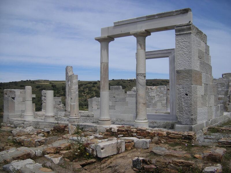 File:Temple Demeter Naxos 1.JPG