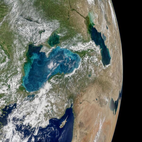 File:Turquoise Swirls in the Black Sea.jpg