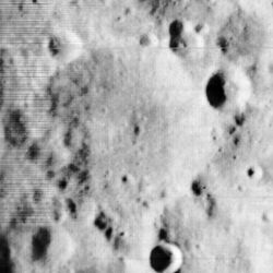 Amici crater 1038 med.jpg