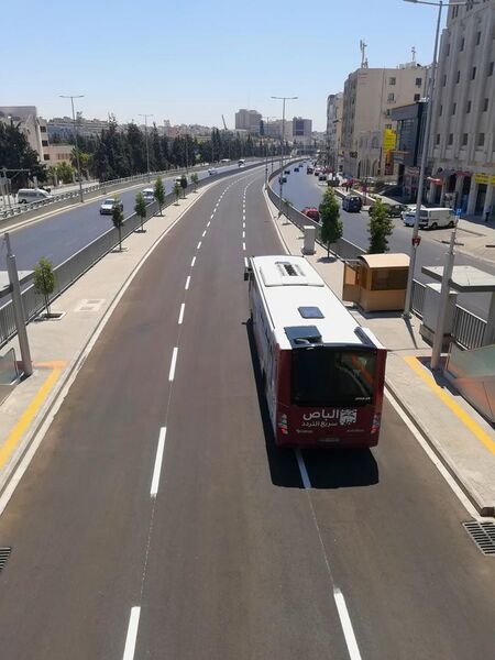 File:BRT in Amman, Jordan 3.jpg