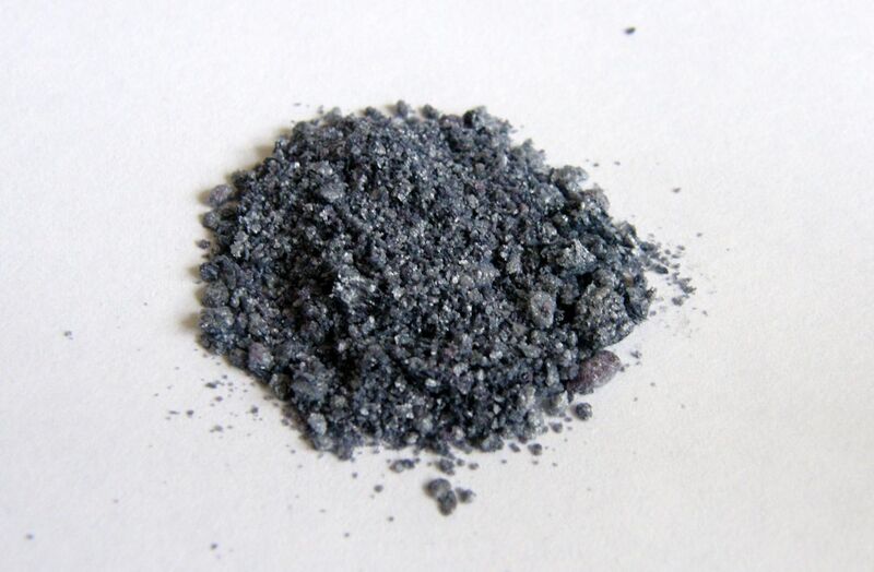 File:Chromium(III) sulfate.jpg