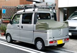 Daihatsu Hijet Deck-van 001.JPG