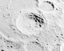 Hamilton crater AS15-M-2762.jpg