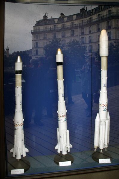 File:Ariane-1-3-4-showcase.jpg