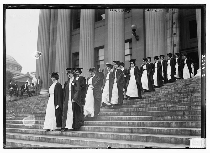 File:Barnard College, June 4, 1913 (LOC).jpg