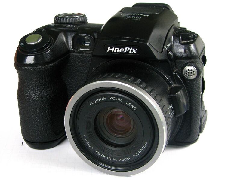 File:Fujifilm FinePix S5000.jpg