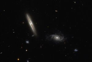 Hubble Finds Misbehaving Spiral (24662986146).jpg