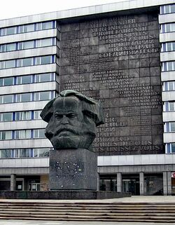 Karl Marx memorial.jpg