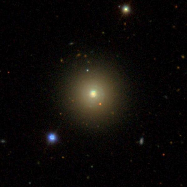 File:NGC3928 - SDSS DR14.jpg