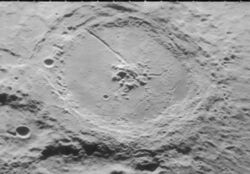 Petavius crater 4184 h2.jpg