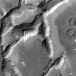 Part of Noctis Labyrinthus taken with the Mars Global Surveyor - 20060529.jpg