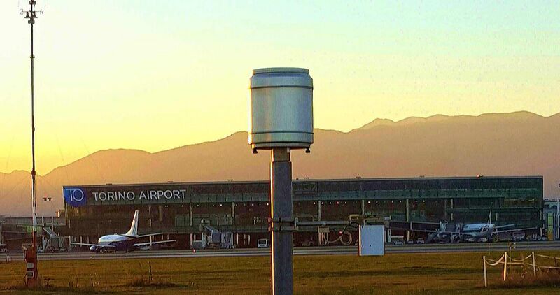 File:Aeroporto di Torino Caselle.jpeg